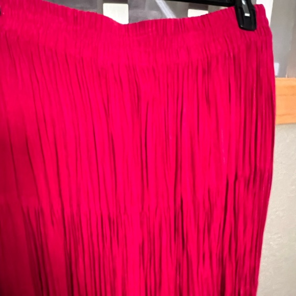 So Many Pleats! Longhorn by Niver Western Wear Size 3XL Maxi Skirt - Picture 2 of 8